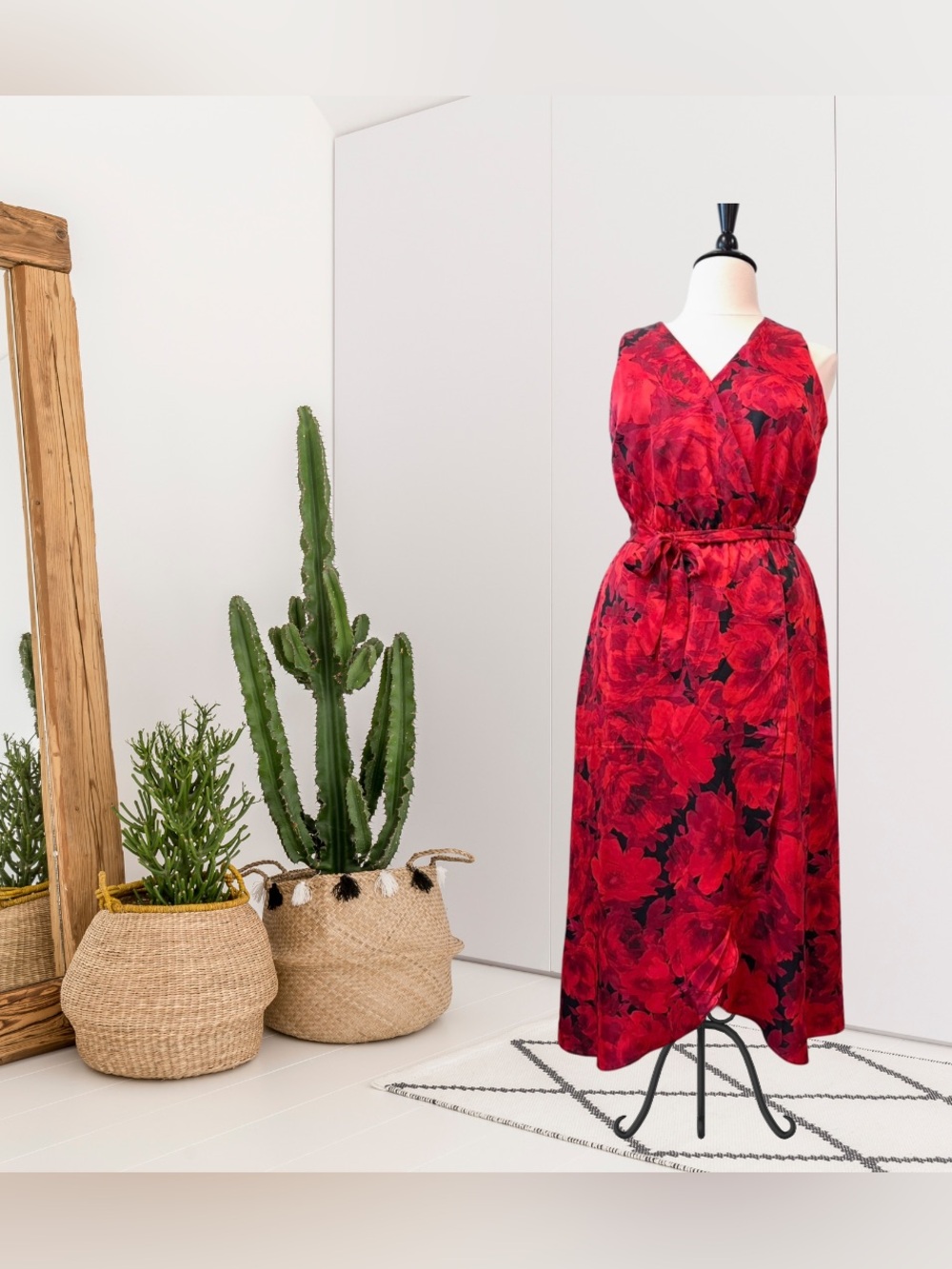 Tahari ASL Sleeveless Floral V-Neck Midi Dress